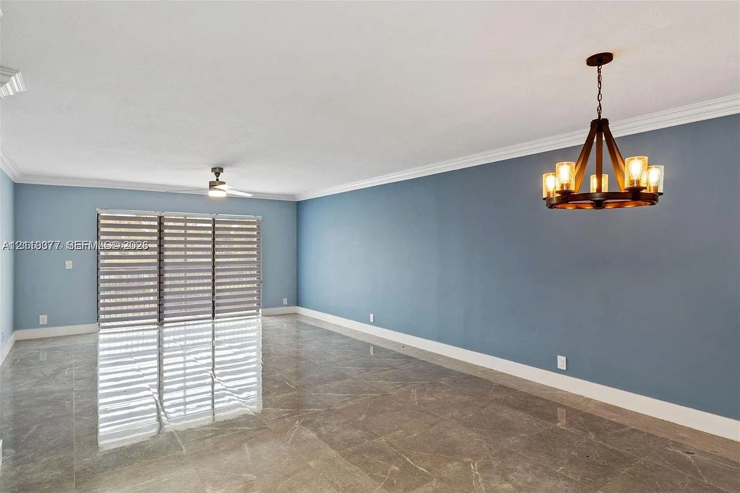 390 Racquet Club Rd — Photo 3
