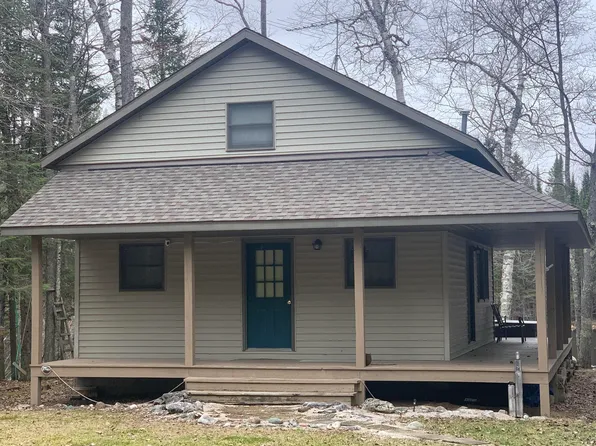 W12980 Riverview Dr, Engadine, MI 49827