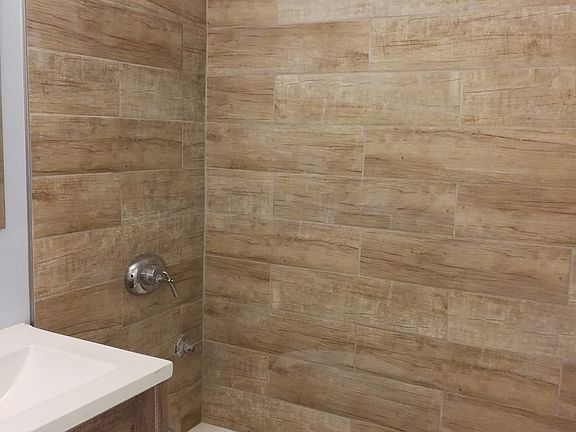 4th image of 1451 E 55th St #304N