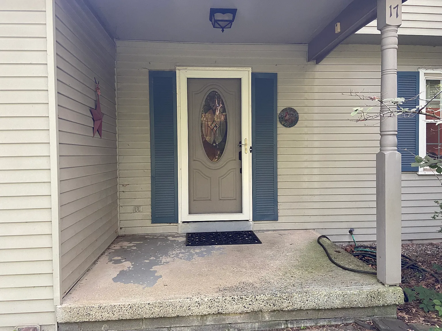 4 bed, 2.5 bath, 2234 sqft, $3,000 — Photo 3