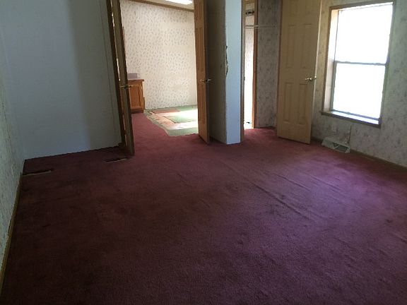 5th image of 94 Irish Ln