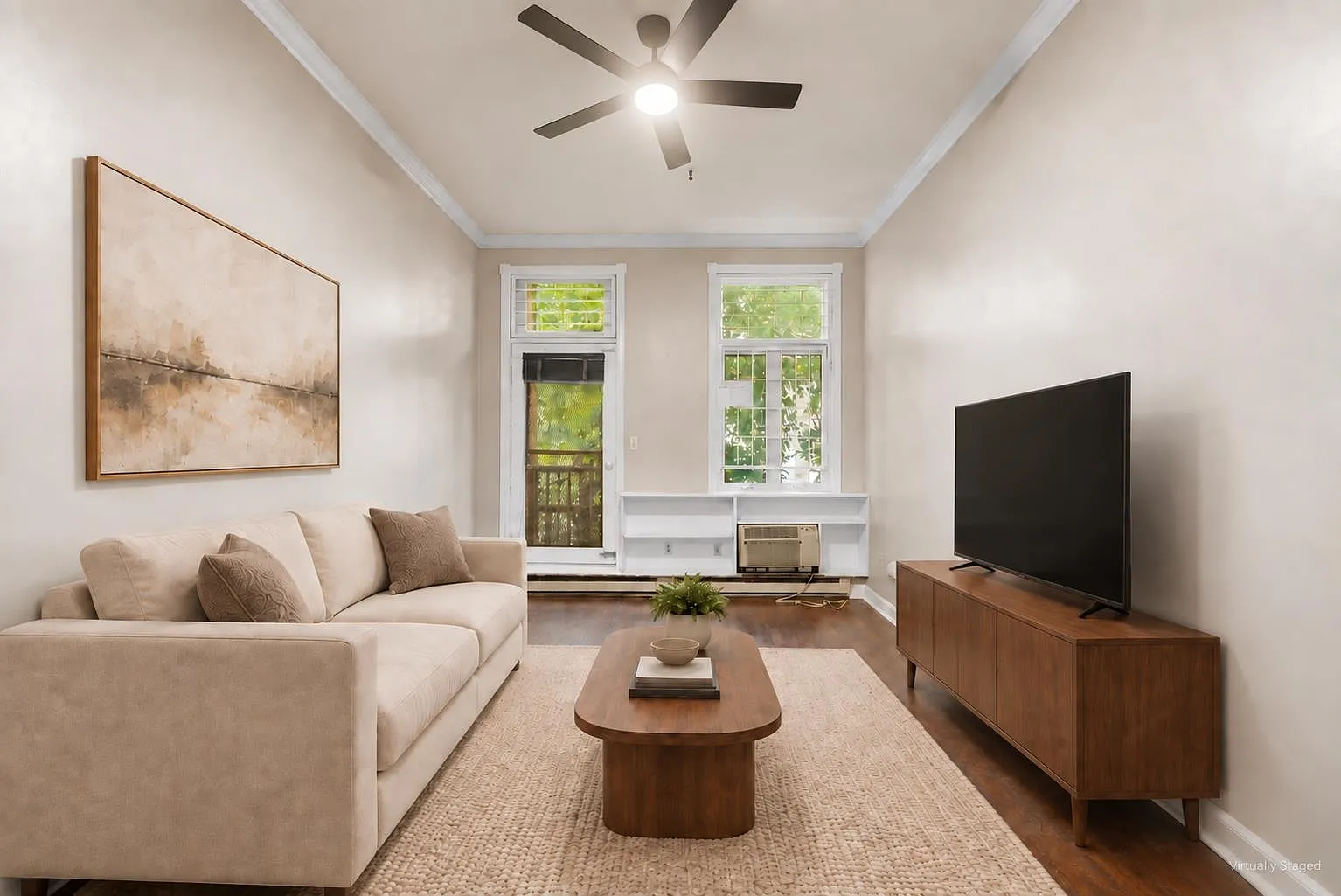 1 bed, 1.0 bath, 702 sqft, $3,300 — Photo 1