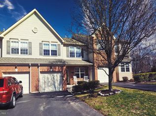 327 Manor Rd, Harleysville, PA 19438