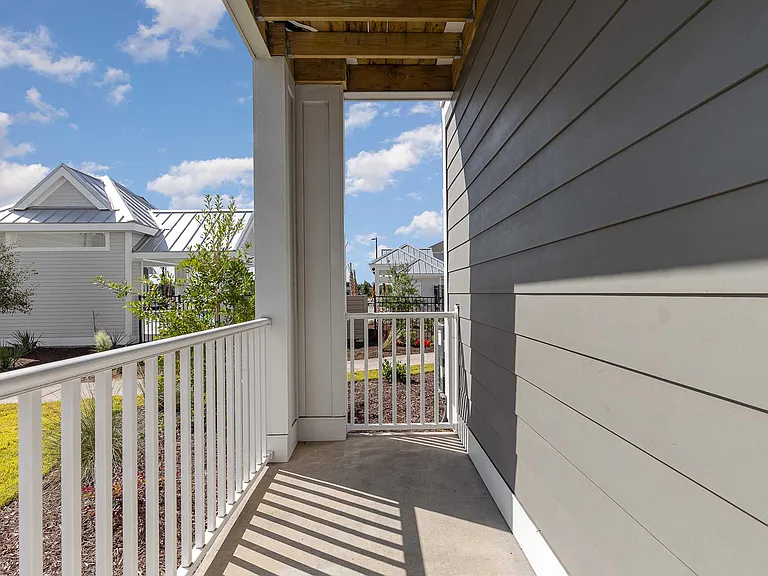 Middle Sound West Apartments — Photo 112