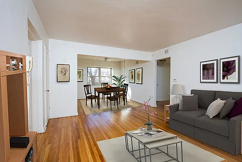 Brighton Gardens Apartment Homes Photo 1