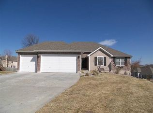 18506 Hartford Ct, Independence, MO 64058