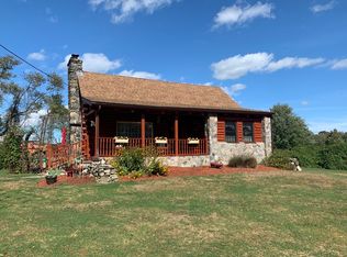 7 Blue Flag Ln, Little Compton, RI 02837