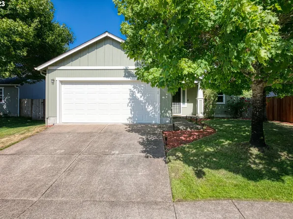 1679 S 58th St, Springfield, OR 97478