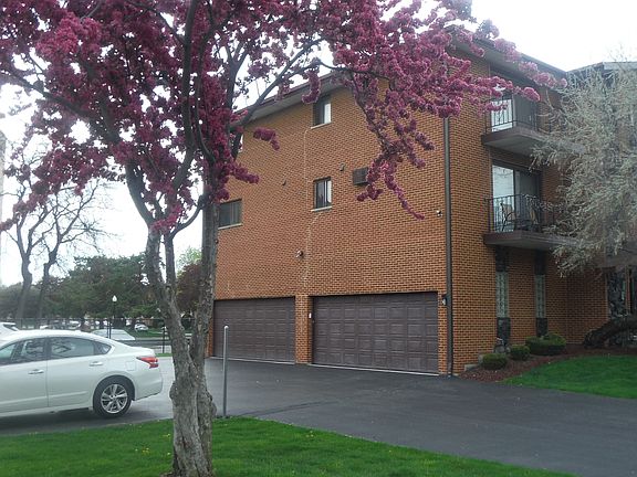 4th image of 9701 S Karlov Ave APT 2W