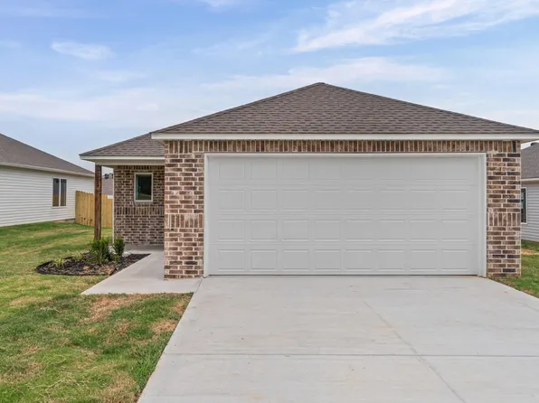 100 Nona Ruth Ln, Cabot, AR 72023