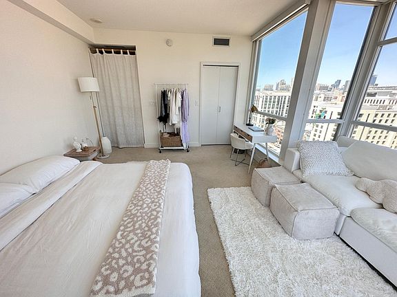 3rd image of 325 7th Ave Unit 1201