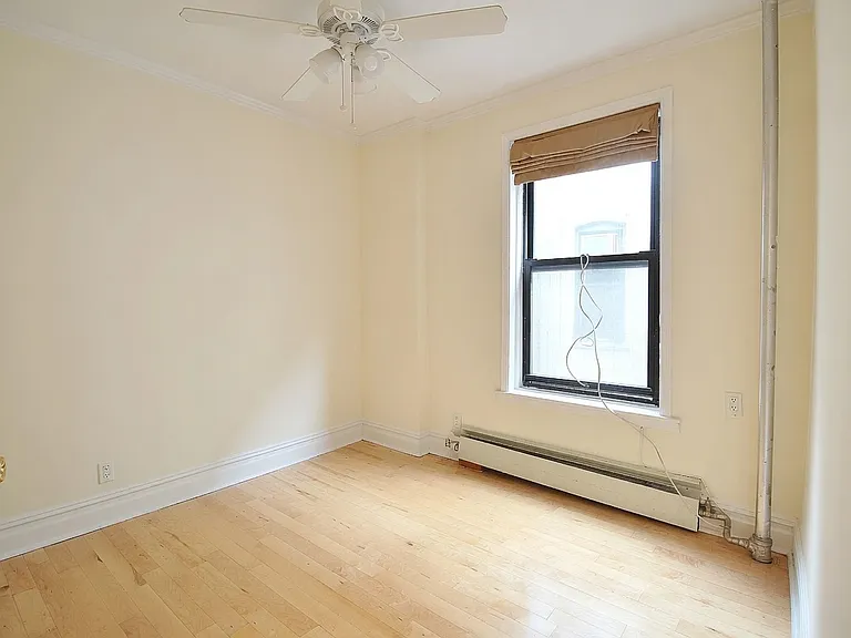 25 Cornelia St #21 — Photo 5