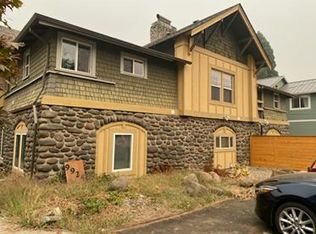 9925 SE Amherst St UNIT 3, Clackamas, OR 97015