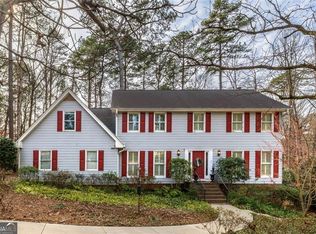 2086 Mountain Creek Ct, Stone Mountain, GA 30087