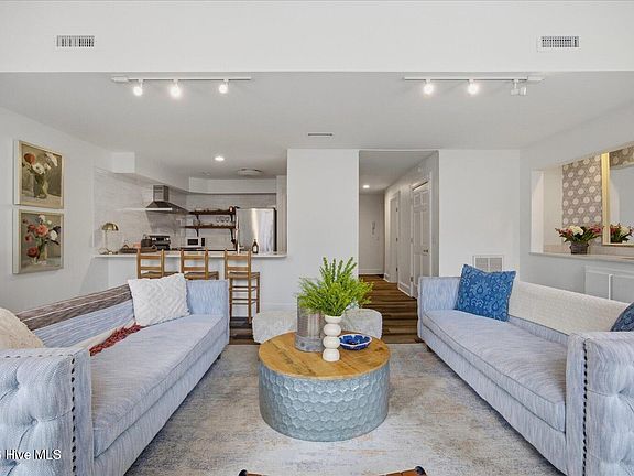 5th image of 20 S Front Street Unit R1