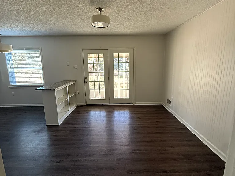 7176 Pam Dr — Photo 6