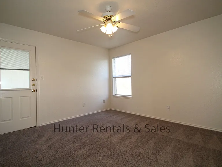 2809D Leroy Cir — Photo 10