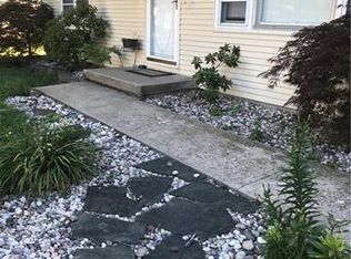 113 NW 6th Ter, Blue Springs, MO 64014