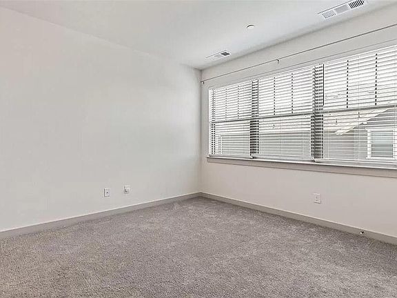 3rd image of 6445A Northern Dancer Dr