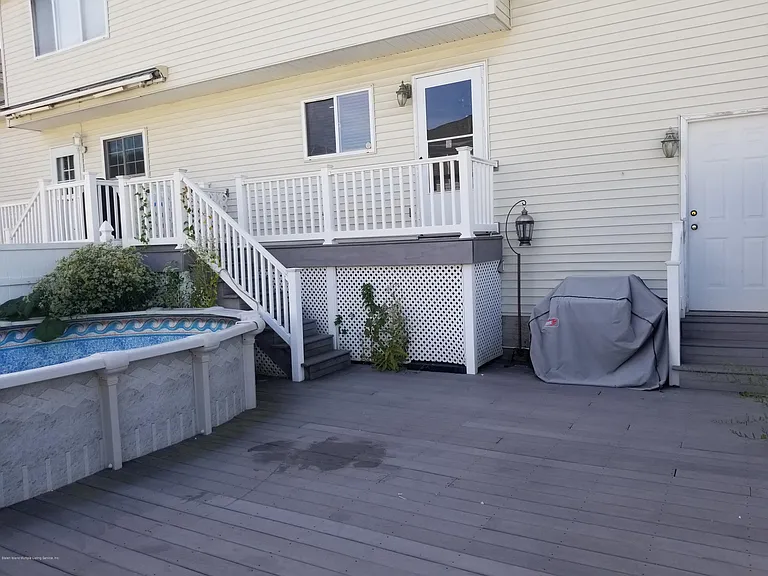 57 Darnell Ln #1 — Photo 3