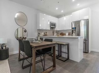 33886 Pine St #410, Abbotsford, BC V2S 0N9