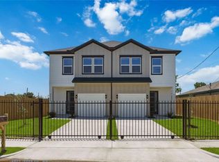 4630 Edfield St #B, Houston, TX 77033