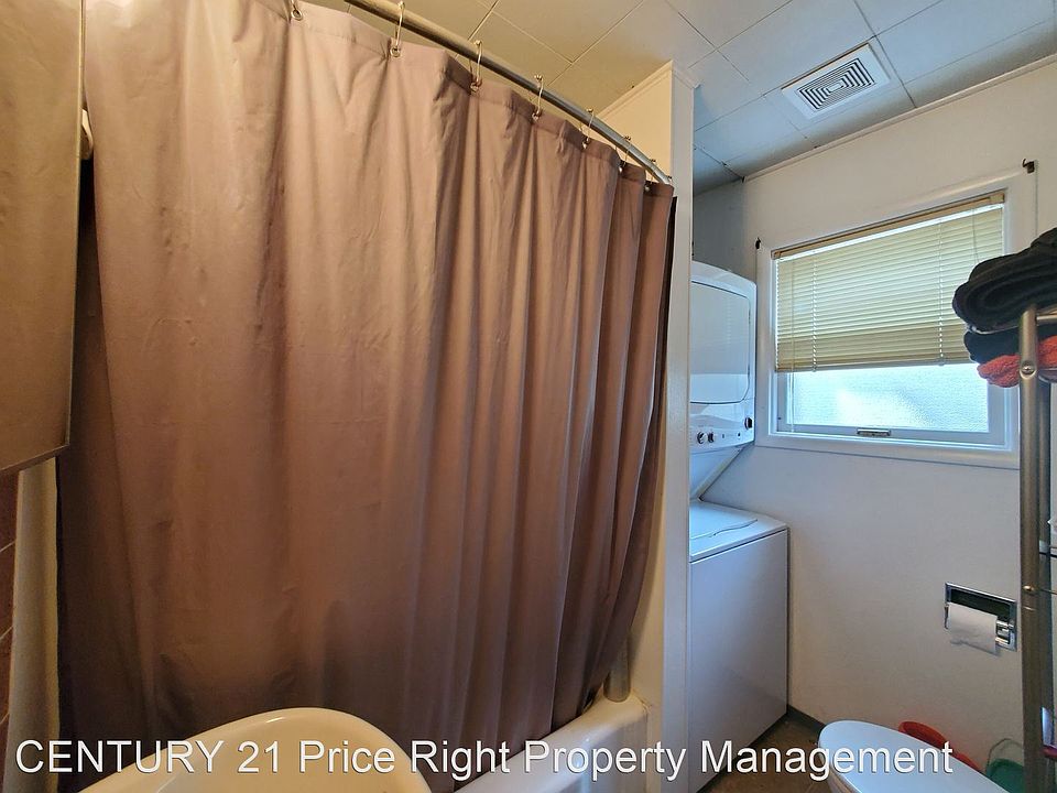 2nd image of 722 3rd St APT 1