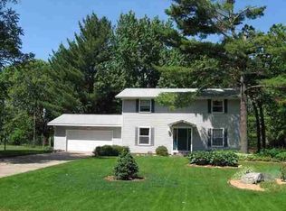 1728 Kathys Dr, Stevens Point, WI 54481