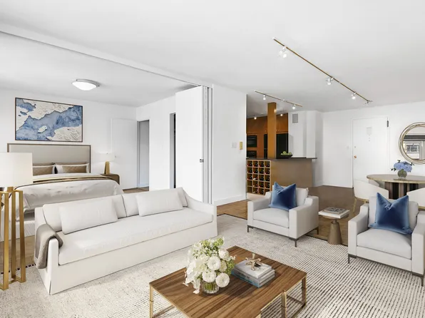 200 East 84th Street image 1 of 19