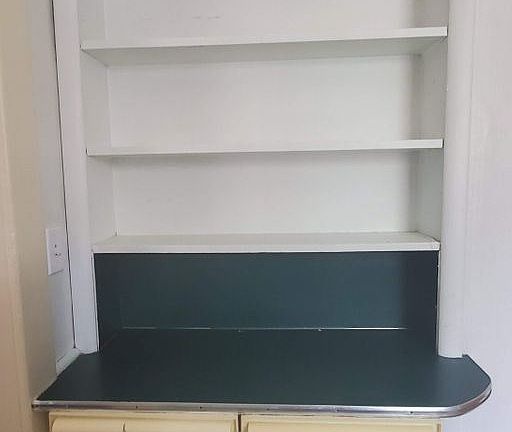3rd image of 613 Hill St APT 2