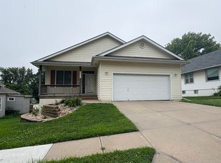 3911 Arbor St, Omaha, NE 68105