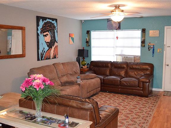 3rd image of 7427 Orange Crest Cir