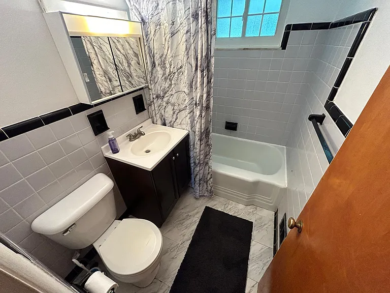 1617 Basil St — Photo 13
