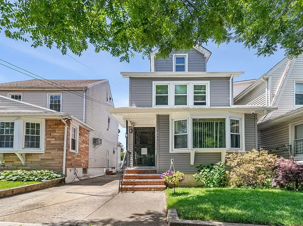 9404 211th St, Queens Village, NY 11428