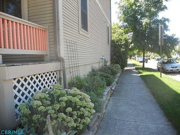 2nd image of 301 W 2nd Ave
