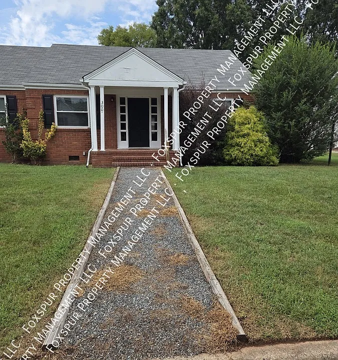 300 N 3rd Ave #B