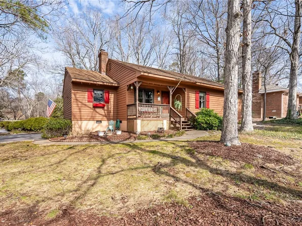 4724 Brookridge Rd, Chesterfield, VA 23832