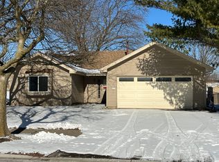 2914 Bar Harbour Rd, Aurora, IL 60504