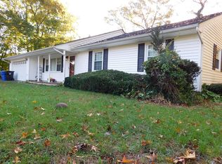 5 Martel Ct, Middletown, NJ 07748