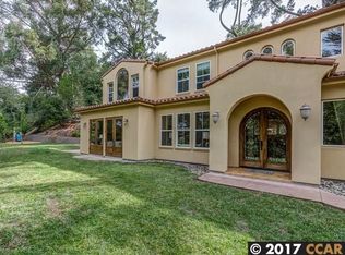 9 Valley View Rd, Orinda, CA 94563