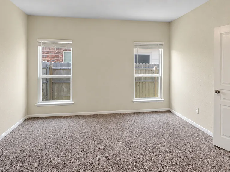 623 Rivington Dr — Photo 14