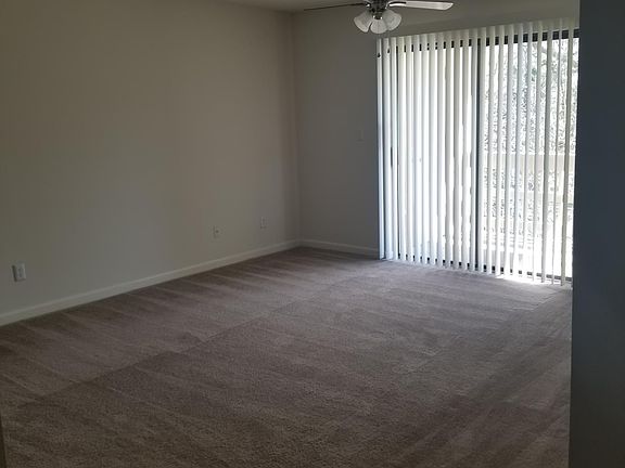 4th image of 153 Breckenridge Dr