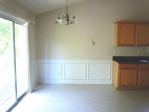 5th image of 5106 Yellow Stone Dr