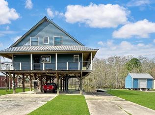 14803 Paradise Rd, Maurepas, LA 70449