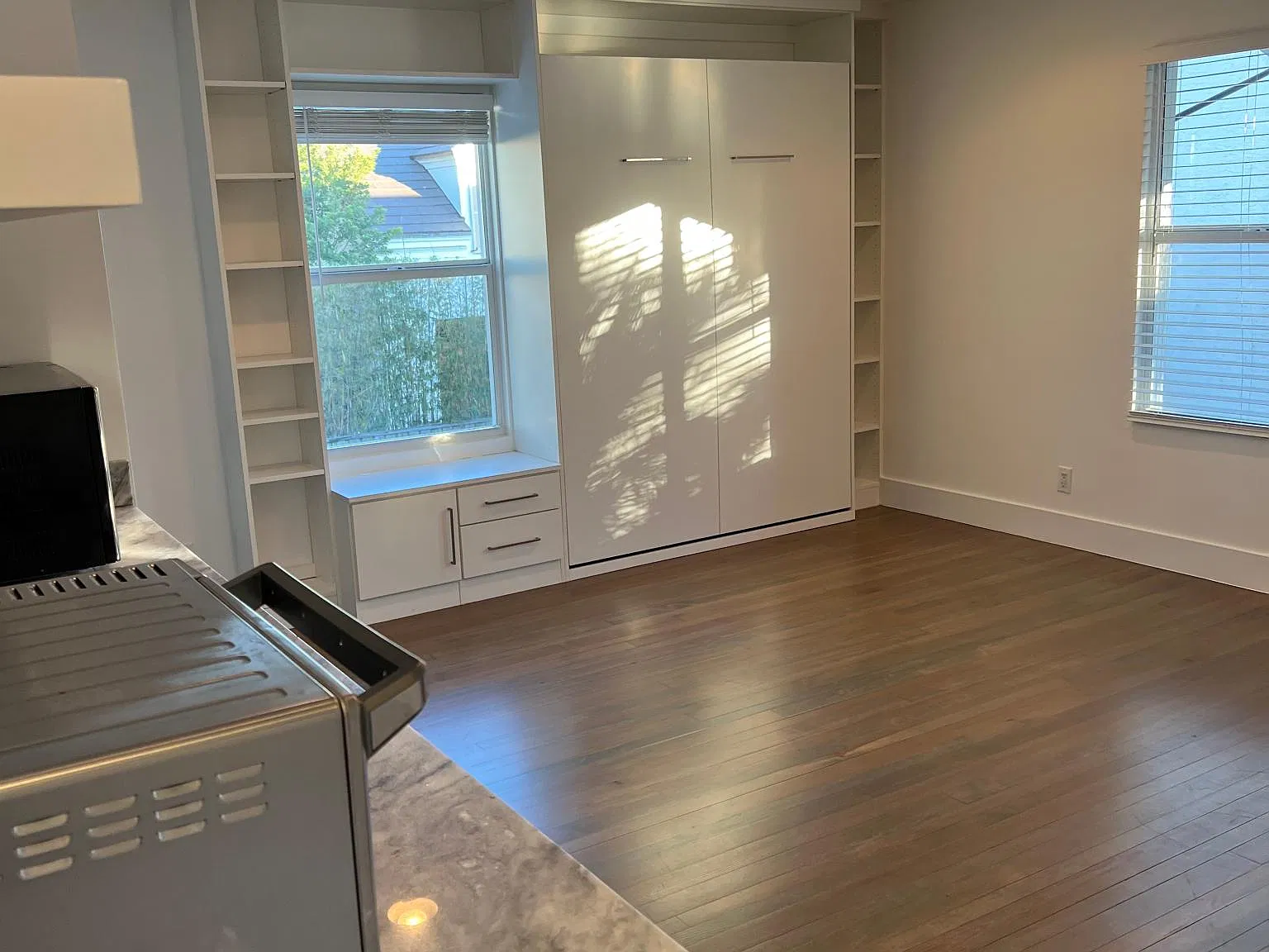 215 Pilgrim Rd — Photo 4