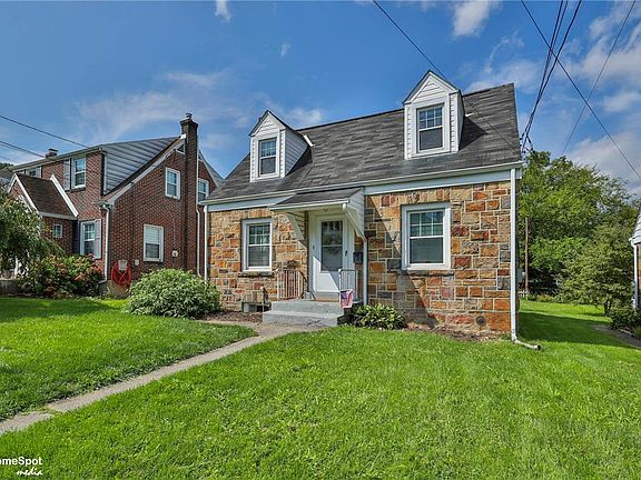 2nd image of 526 Lechauwecki Ave
