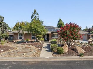 2179 Rall Ave, Clovis, CA 93611