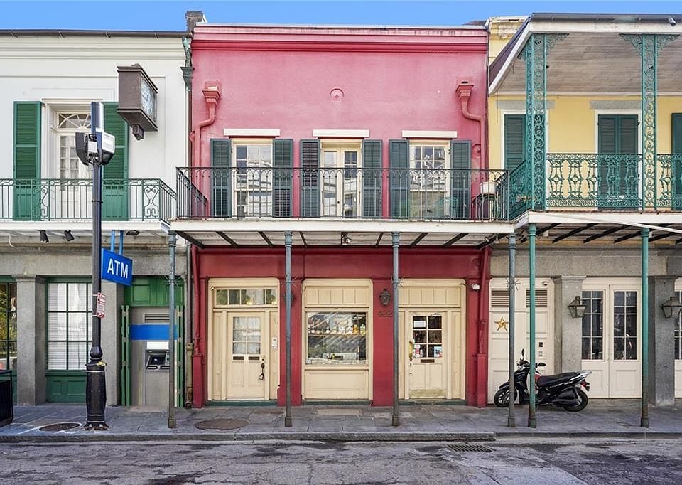 1st image of 422 Chartres St #201