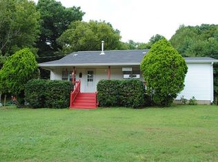 1640 Sulphur Creek Rd, Centerville, TN 37033