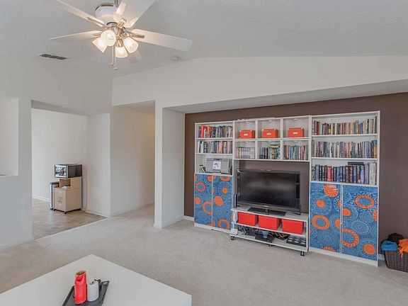 3rd image of 12612 Wooded Bluff Ct